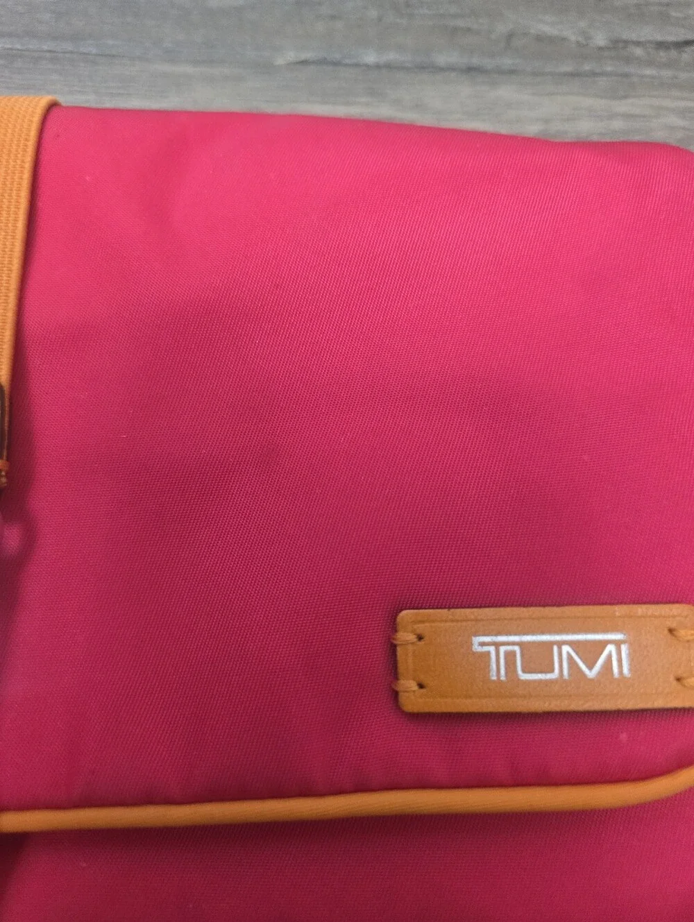 Tumi Travel Organizer Makeup Toiletry Jewely Vacation Travel Quiet Luxury
